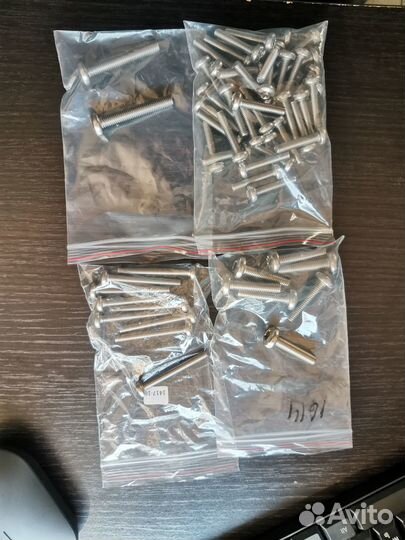 Комплек (стальных ) болтов для Porsche