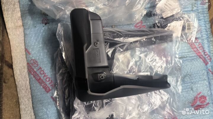 Брызговики тойота камри 70