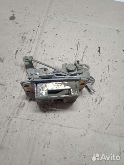 Замок двери правый задний Daewoo Nexia Деу Нексия