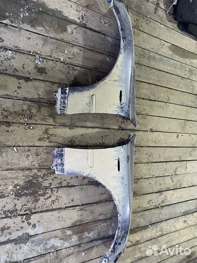 Передние крылья на toyota crown s180