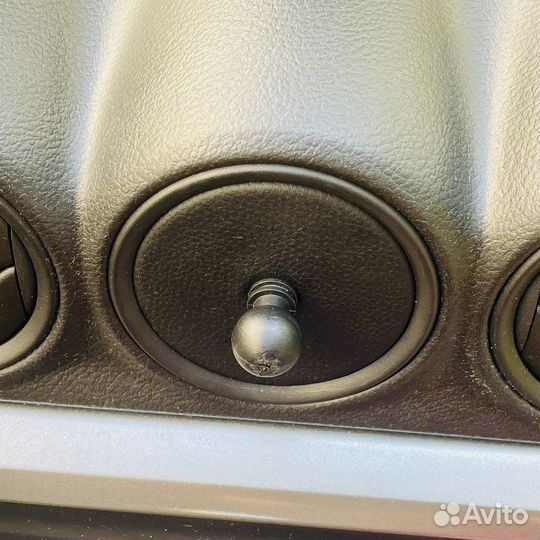 Универсальное крепление держателя телефона