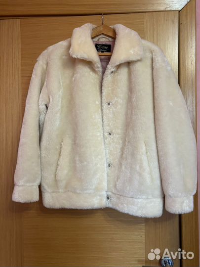 Искусственная шуба белая новая до бедер размер 46