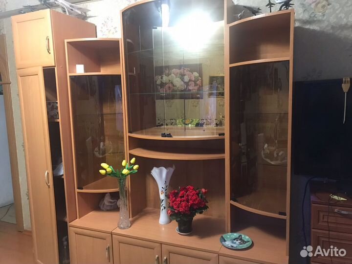 Стенка в гостиную