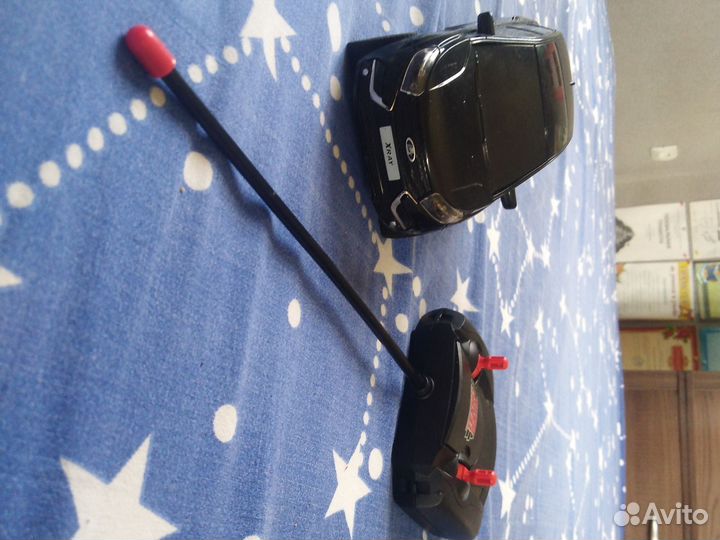 Машинка на пульте управления