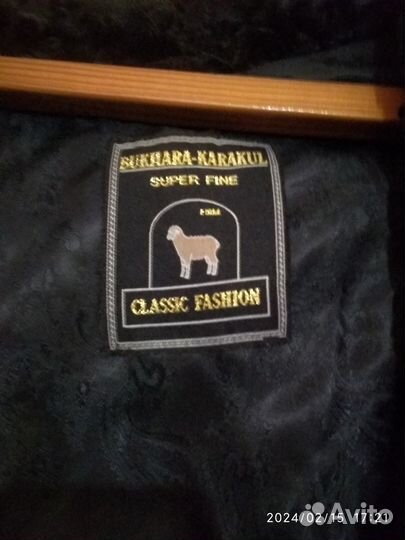 Каракулевая Короткая шубка 42-44 р