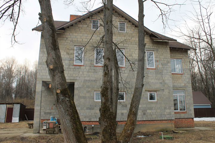 Дом 237 м² на участке 15 сот.