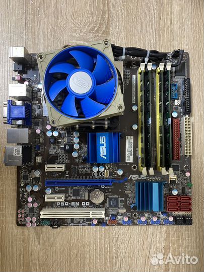 Материнская плата с процессором и памятью