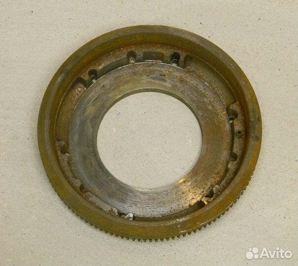 Маховик VW Golf 3 1.8