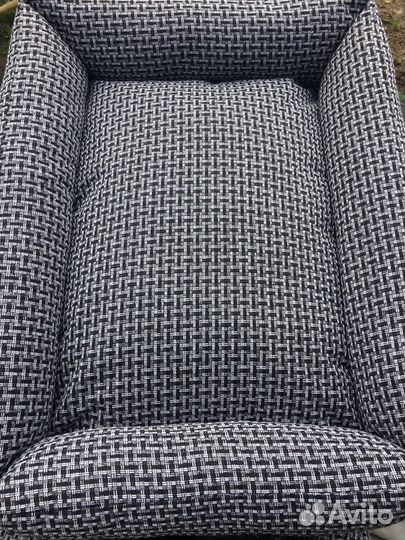 Лежаки для крупных собак