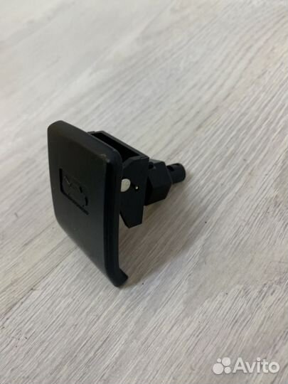 Ручка открывания капота Geely emgrand EC7