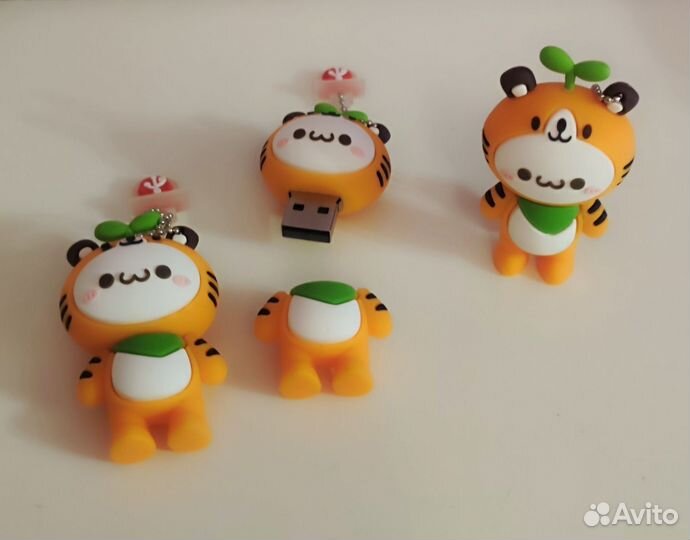 Подарочная USB флешка 64 gb Тигренок
