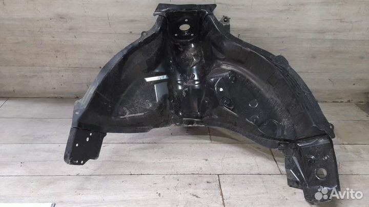 Брызговик крыла задний правый Toyota Venza 1 С