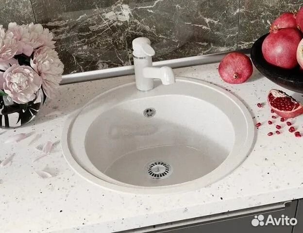 Мойка каменная