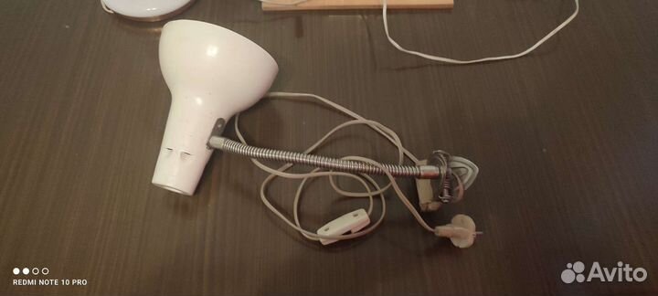 Лампа настольная