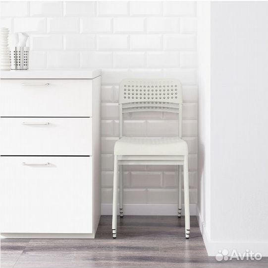 Стул IKEA адде, белый