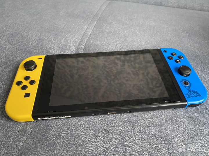 Прошитый Nintendo Switch v2 (Fortnite Edition)