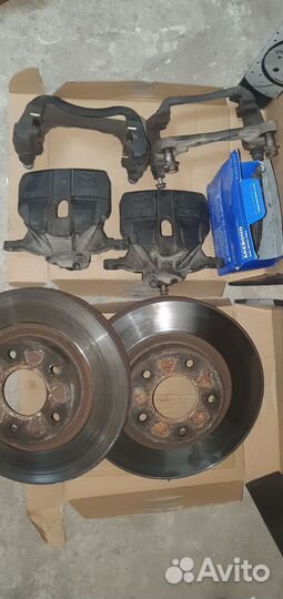 Комплект передних тормозов мазда 6gj