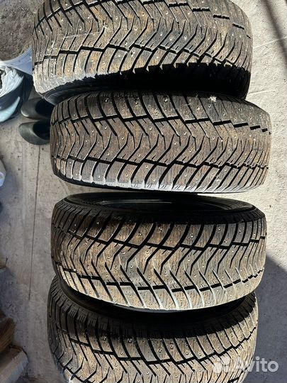 Yokohama Ice Guard IG65 255/55 R19 29J