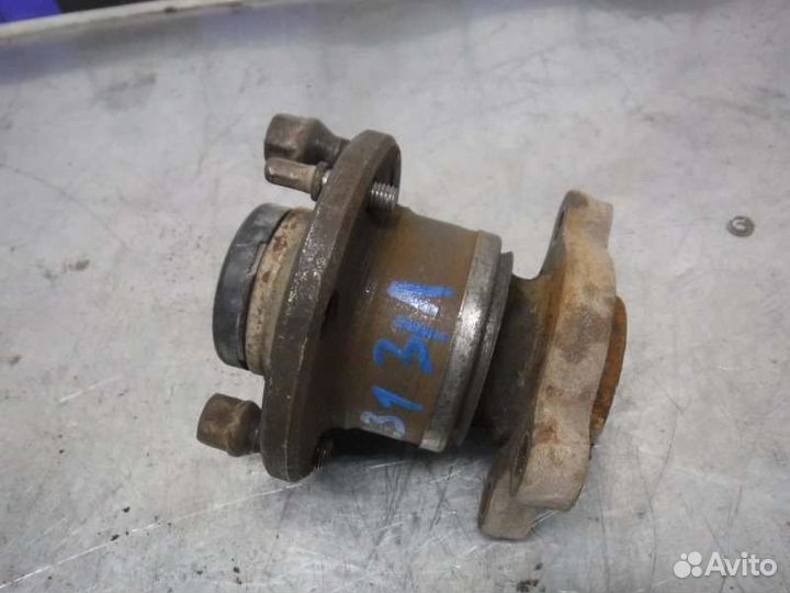 Ступица задняя правая Лада Калина 11194 2008