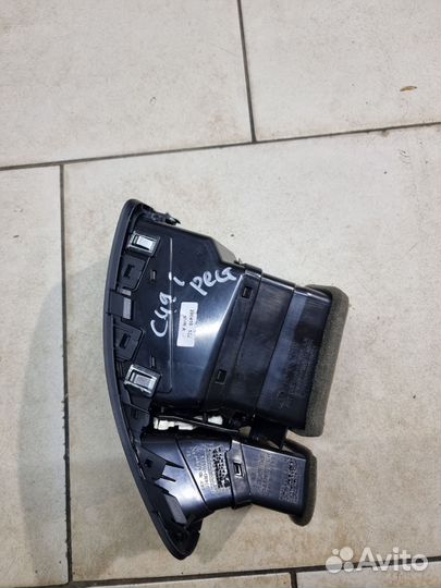 Дефлектор воздушный передний левый Kia Ceed