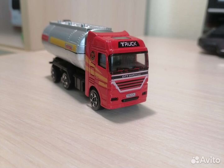 Машинка грузовик бензовоз