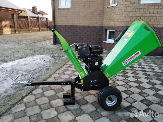 Измельчитель веток, древесины, дробилка