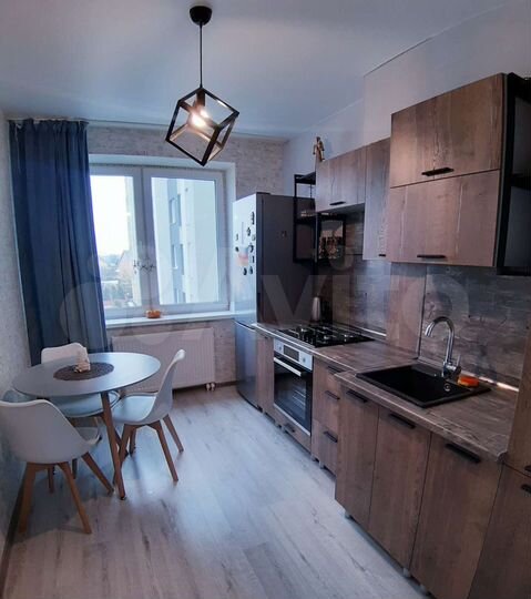 2-к. квартира, 56 м², 3/7 эт.