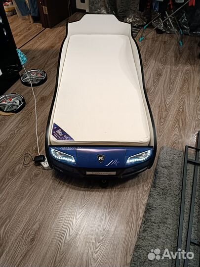 Детская кровать от 3 лет с матрасом бу