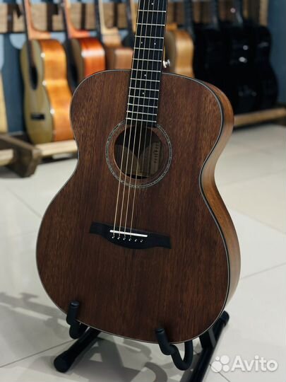 Акустическая гитара Parkwood S22M NS