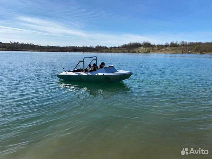 Катер водометный