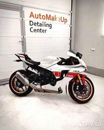 Полиуретановая пленка для оклейки фар\VHQ Headligh