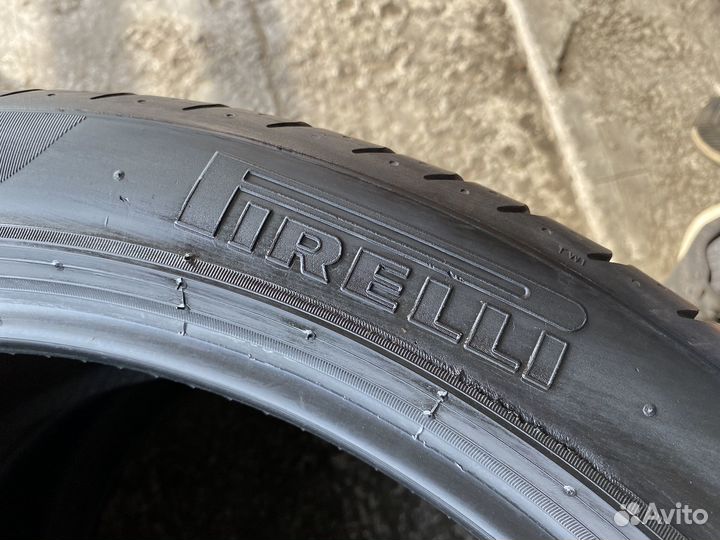 Pirelli P Zero 295/35 R21 107Y