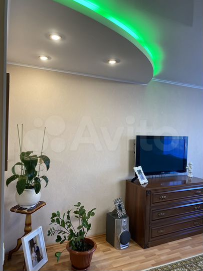 3-к. квартира, 65 м², 6/9 эт.