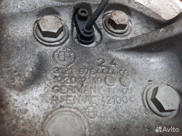 Ступица передняя правая Bmw 120I E87 N46B20B 2007