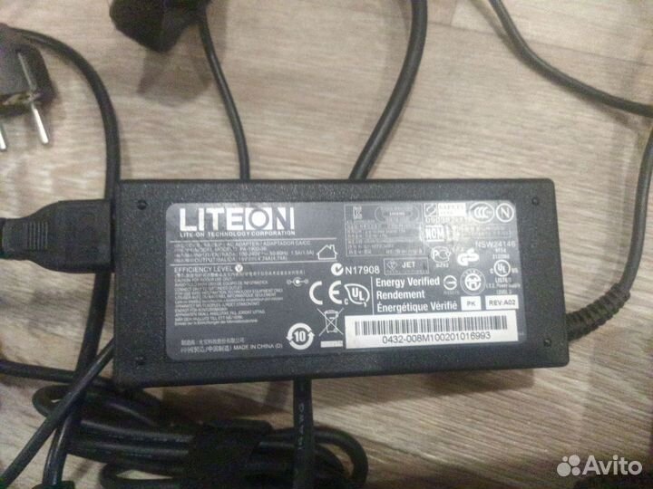 Зарядные устройства и блоки питания