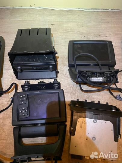 Монитор в задней части салона bmw x5 e70 x6 e71