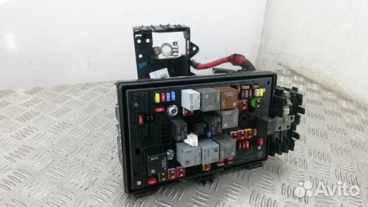 Блок предохранителей opel astra GTC (1NI04M101)