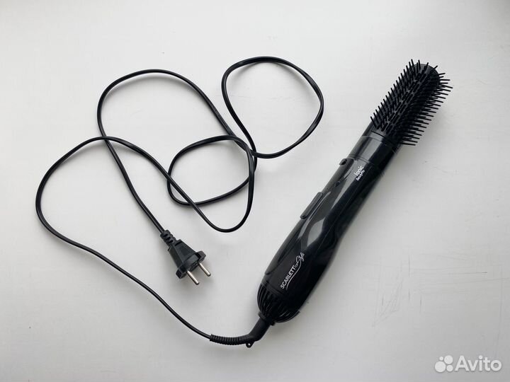 Фен-щетка Scarlett SC-HAS73I12