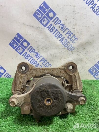 Суппорт передний левый Kia Optima седан 2.0 G4KD