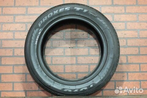 Toyo Proxes T1 Sport 235/55 R17
