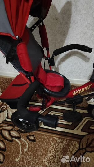 Трехколесный велосипед с родительской ручкой