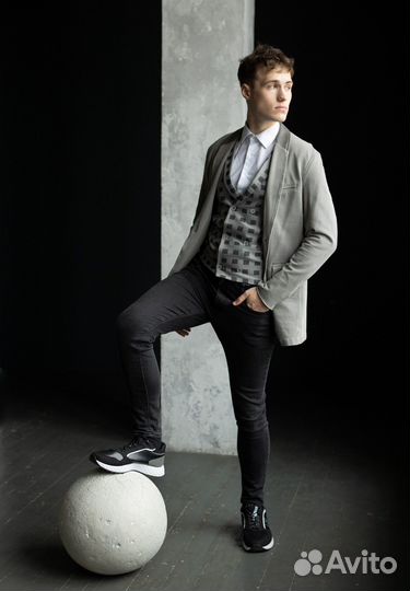 Агент по недвижимости риэлтор