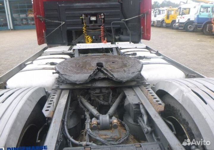 Pазбираем грузовик Mercedes-Benz Actros mpiii 2009