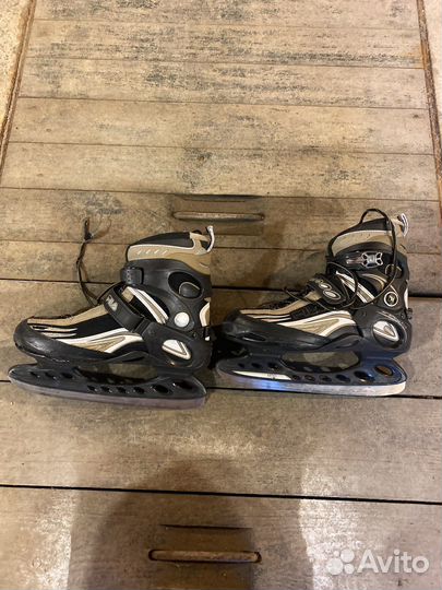 Коньки хоккейные 43 размер