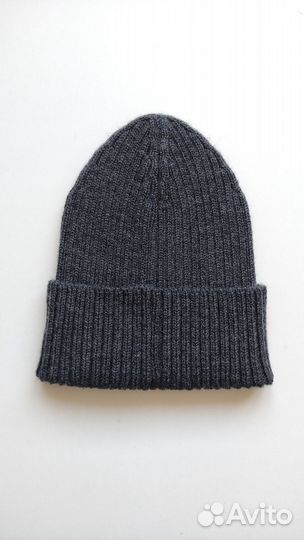 Вязаная шапка мужская