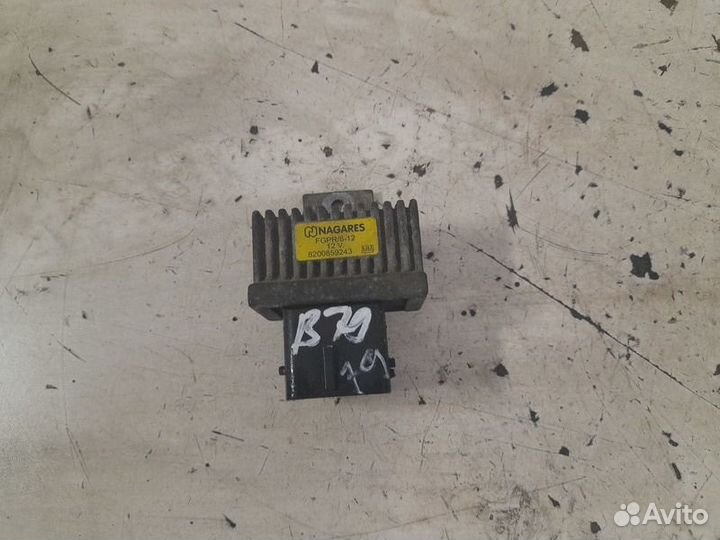 Реле накала свечей Renault megane 3 scenic duster