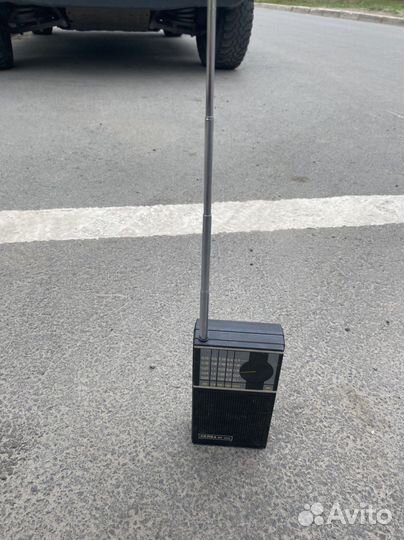 Портативный радиоприёмник 