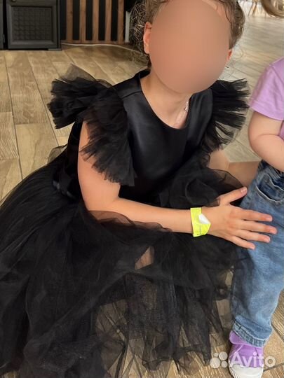Платье для девочки 128 134 бу