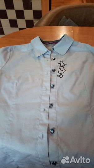 Блузки школьные 158, есть ещё две белые