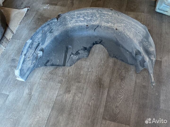 Nissan primera p12 задний правый подкрылок